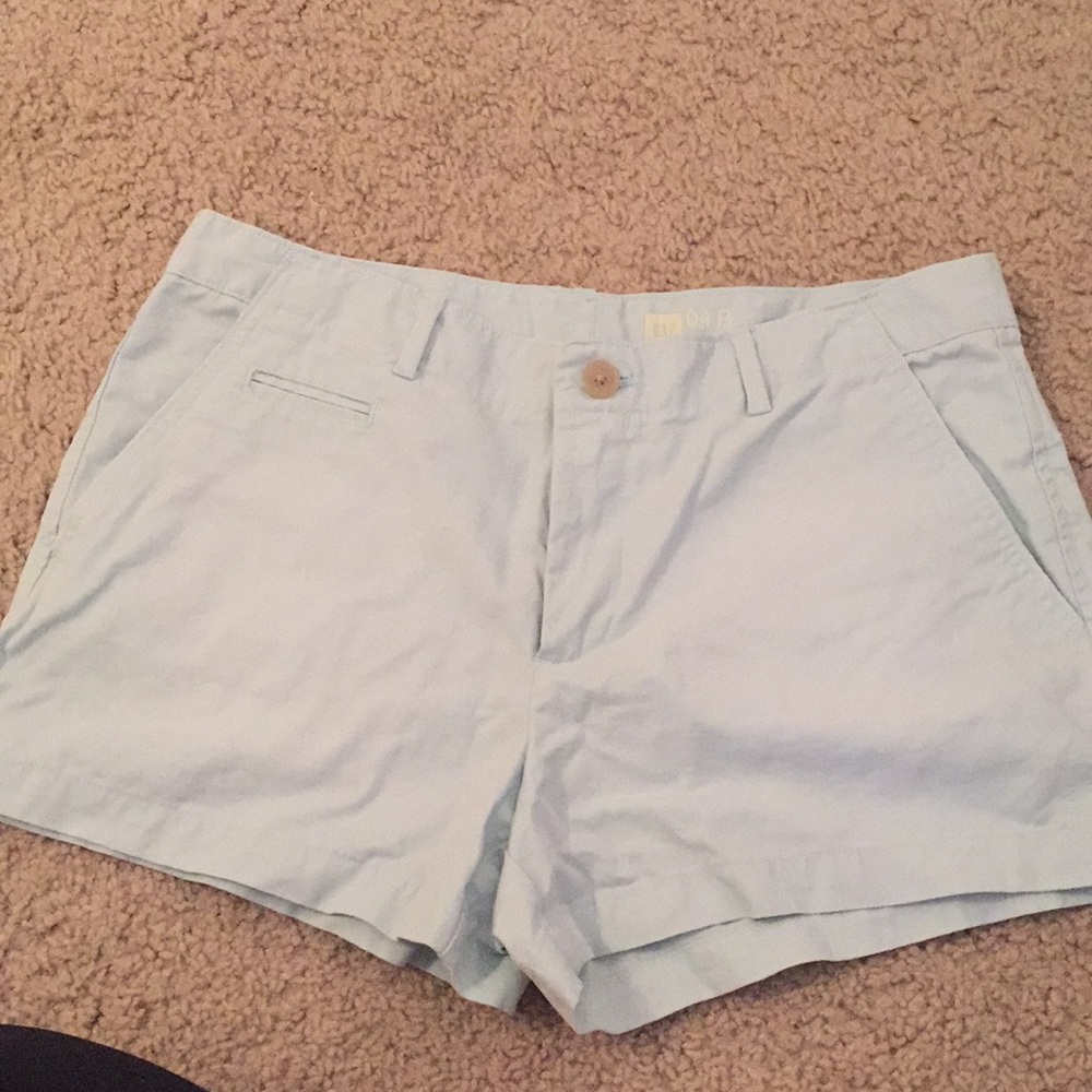 GAP shorts